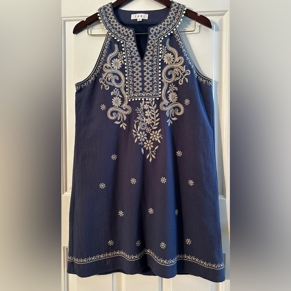 THML Anthropologie M Sleeveless Navy With White Embroidery V Neck Sheath Dress - Picture 1 of 12